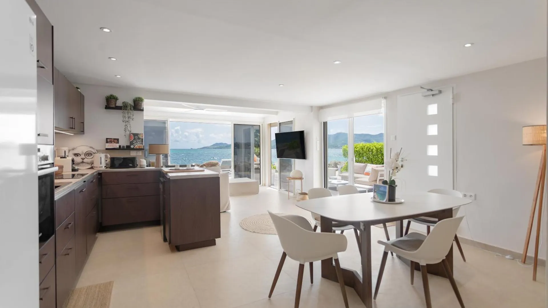 Sweet Home Sur La Plage Marigot  Sint Maarten